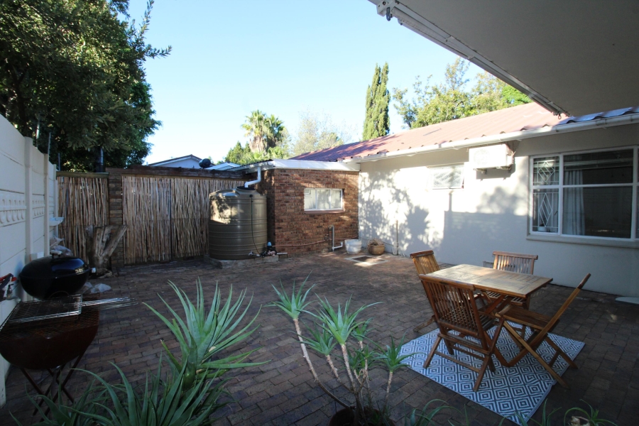 To Let 3 Bedroom Property for Rent in Somerset West Western Cape